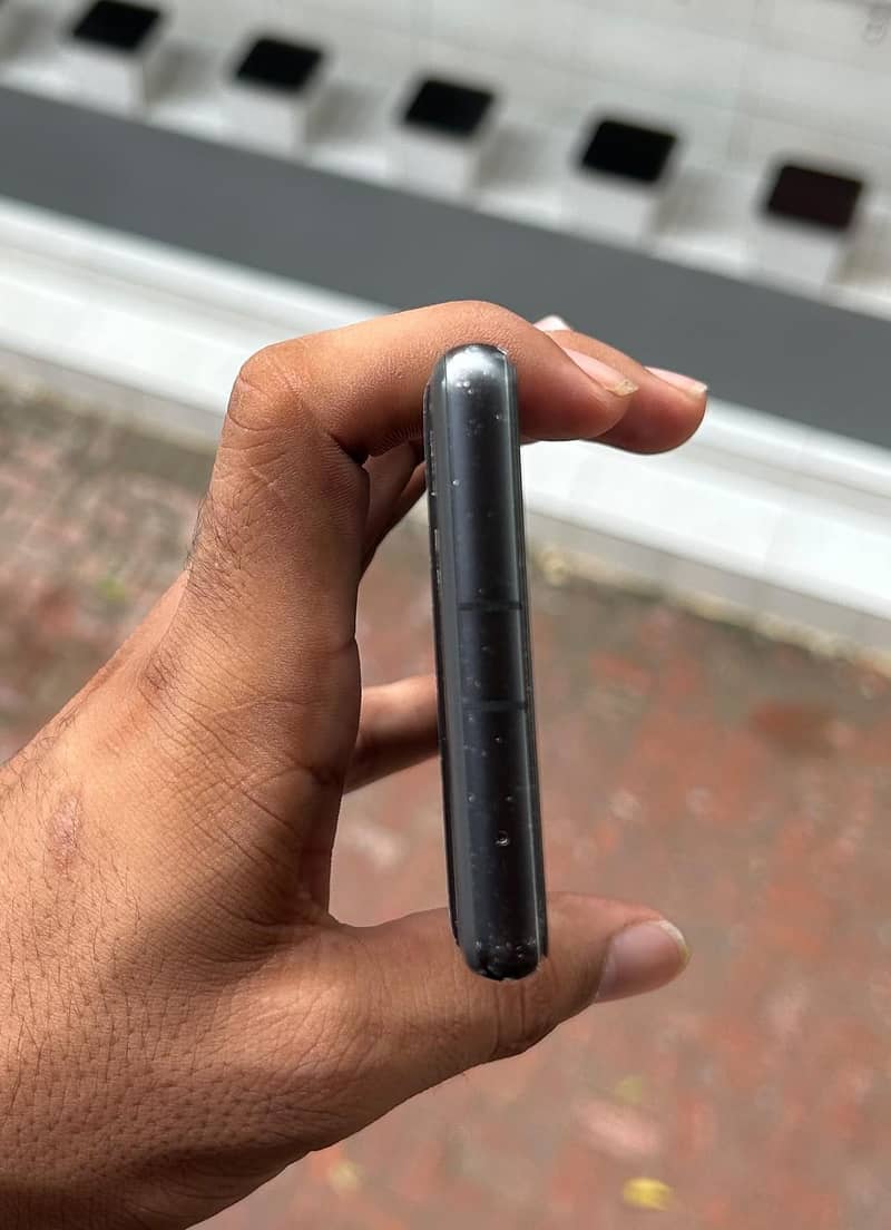 Google Pixel 7a 2