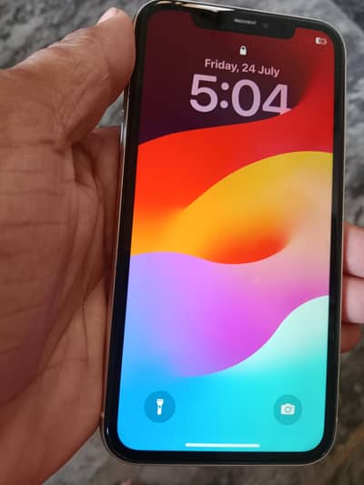 I phone 11 64 gb non pta bilkul ok mobile face id ok