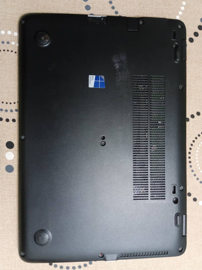 HP EliteBook 840 G3|Core i5 6th Gen|8GB RAM|128 SSD 3