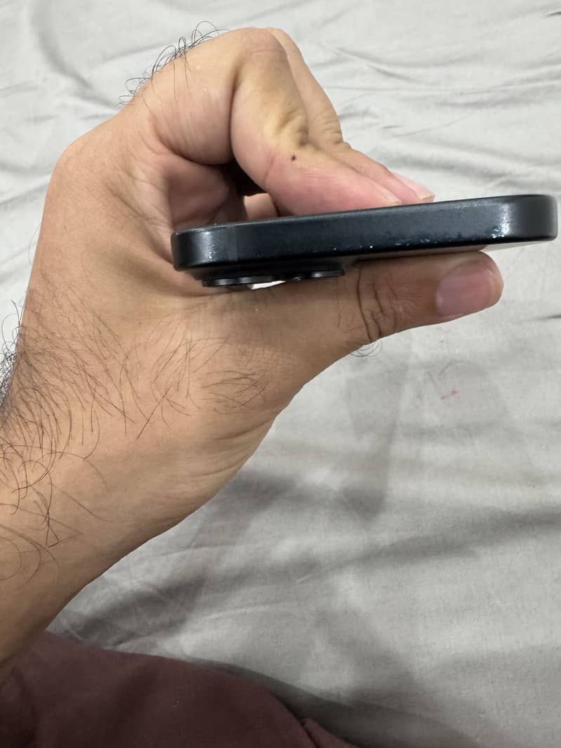 Apple iPhone 15 0