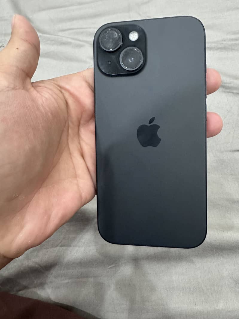 Apple iPhone 15 3