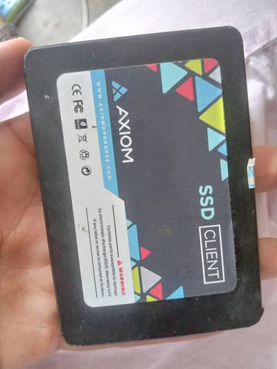Axiom 1TB SSD 8gb per second speed