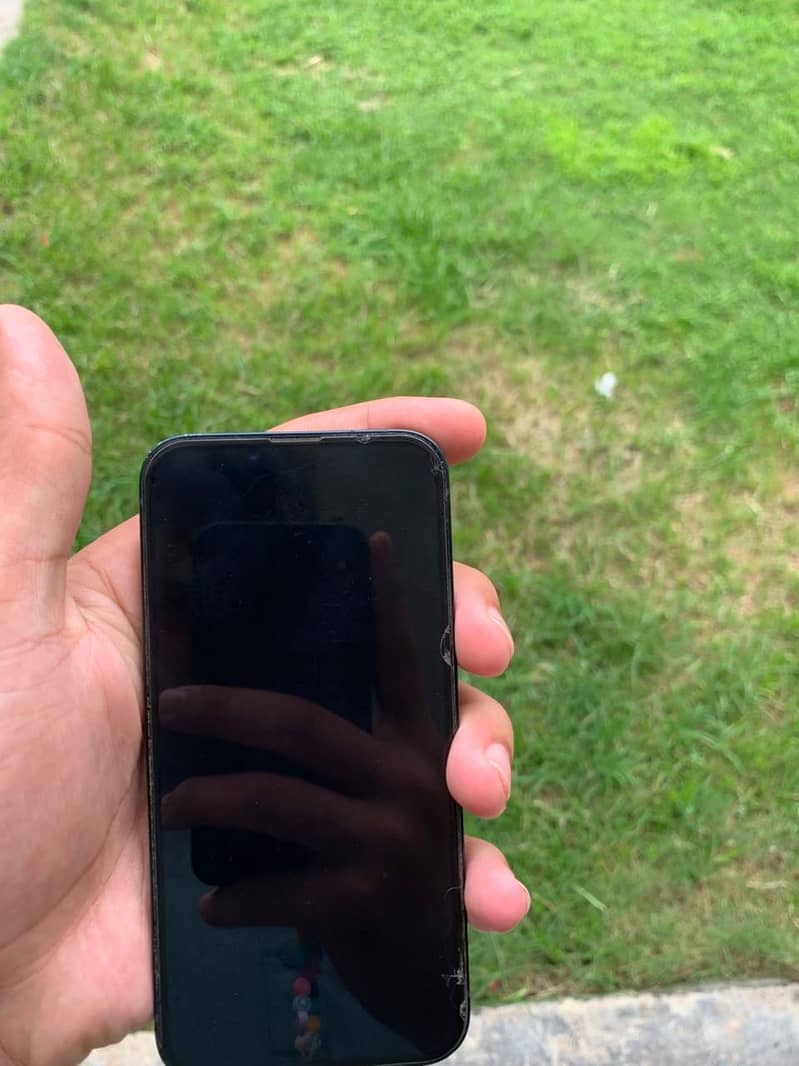 Apple iPhone 14 2