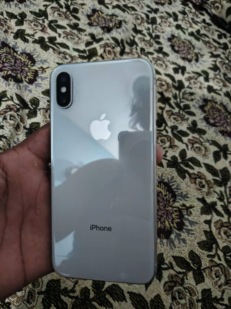 Apple iPhone X 3