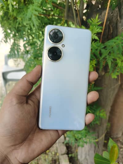 Huawei Nova 8/128gb condition fresh waterpack
