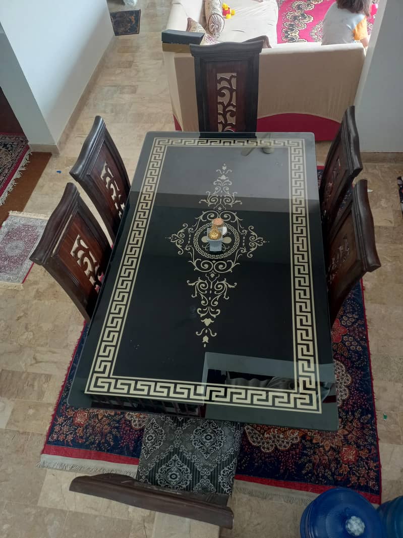6 seater dinning table 0