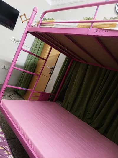  Full Size Metal Bunk Bed for Sale – With 2 Mattresses 6ft*3.5ft