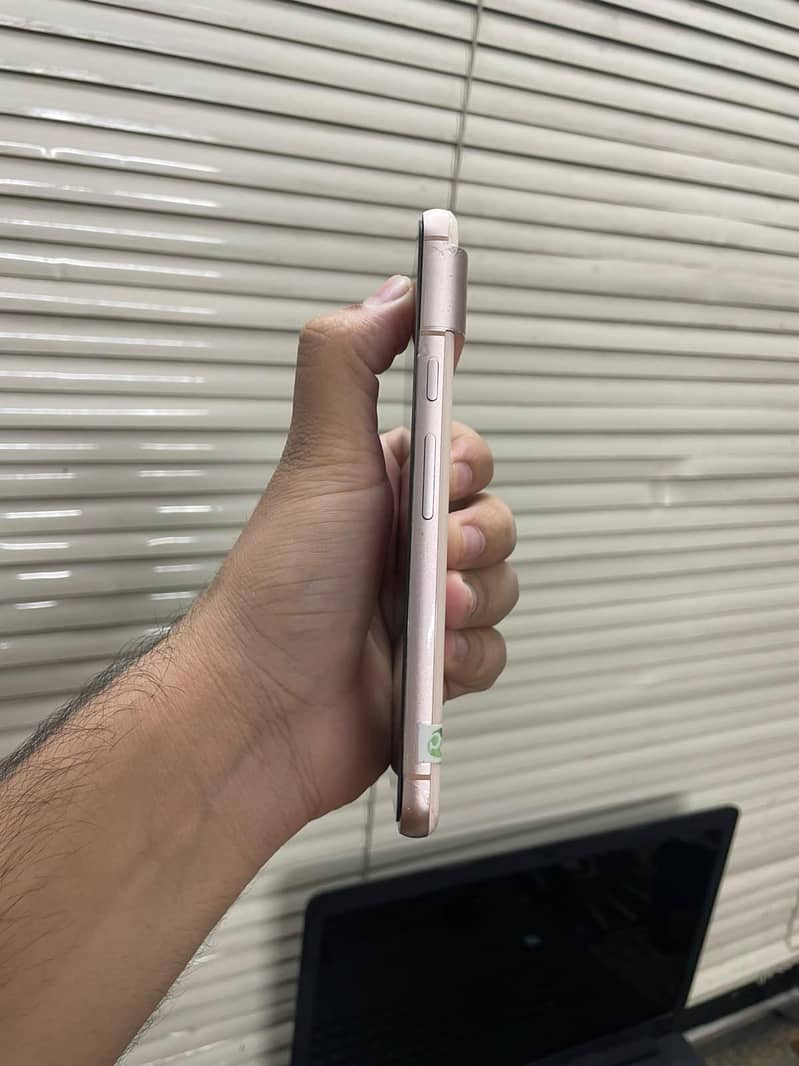 Google Pixel 8 3