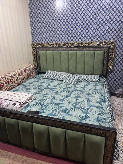 King Size Bed Only 1 year Used
