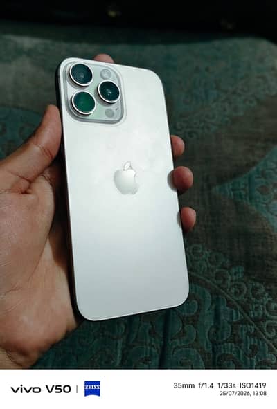 I am selling iPhone 16 pro max 512gb