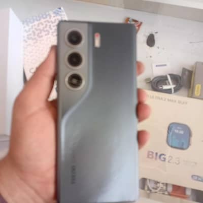 Tecno CAMON 40 Pro