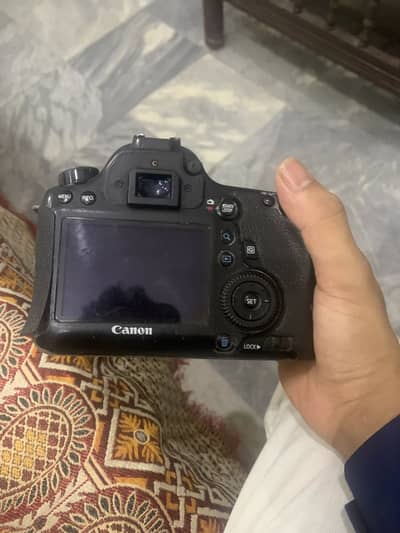 canon 6d full frame camera