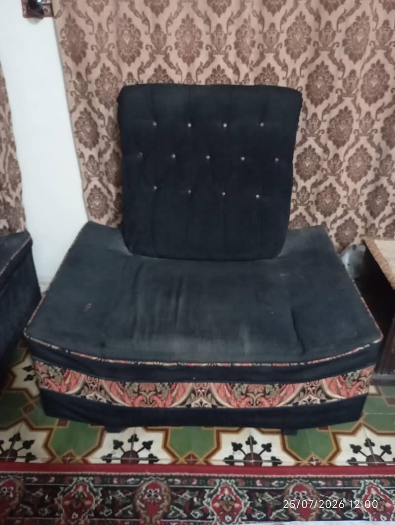 Premium sofa set 0