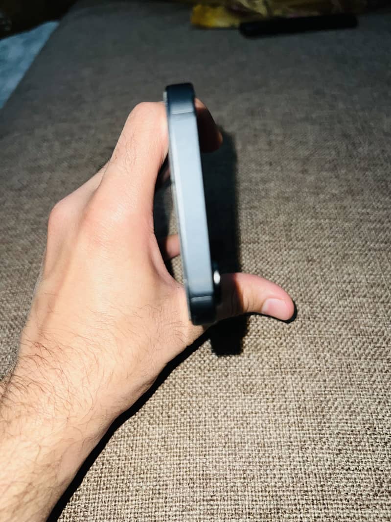 Iphone 16e jv 3