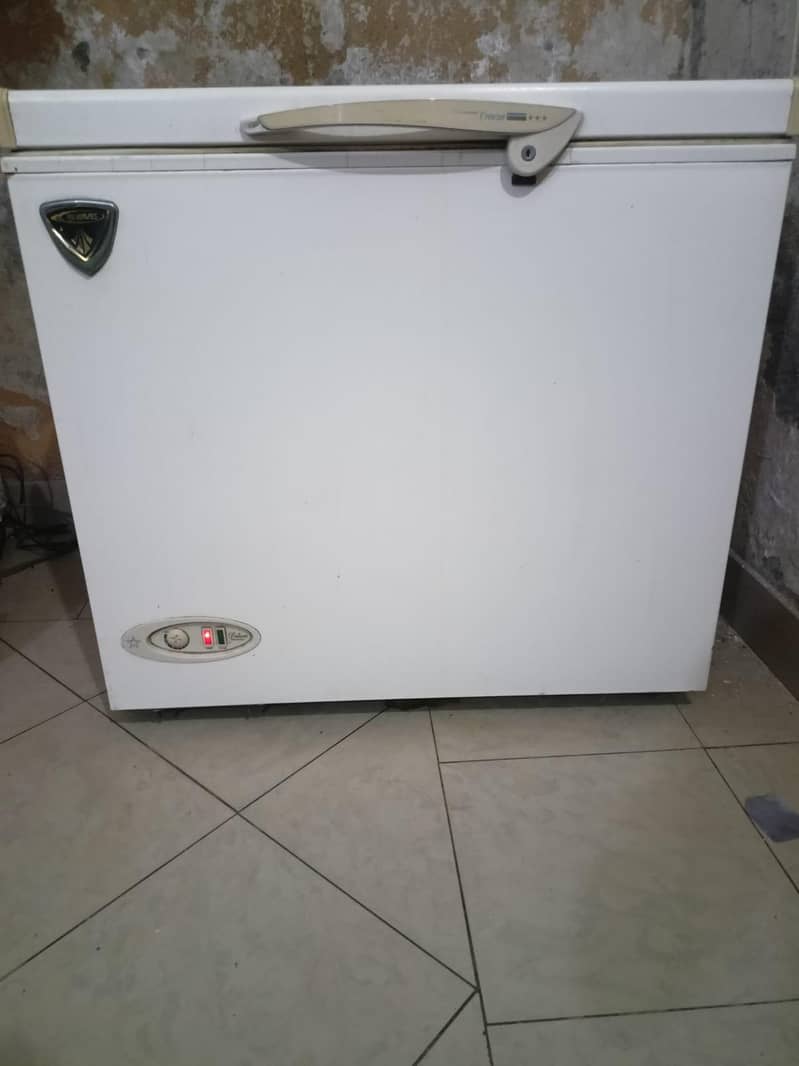 waves deep freezer 0
