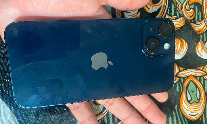 Apple iPhone 14 3