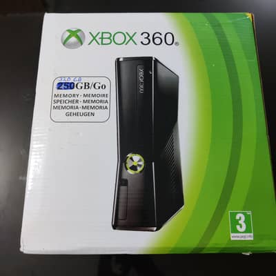 Xbox 360 slim 320 GB with 81 games