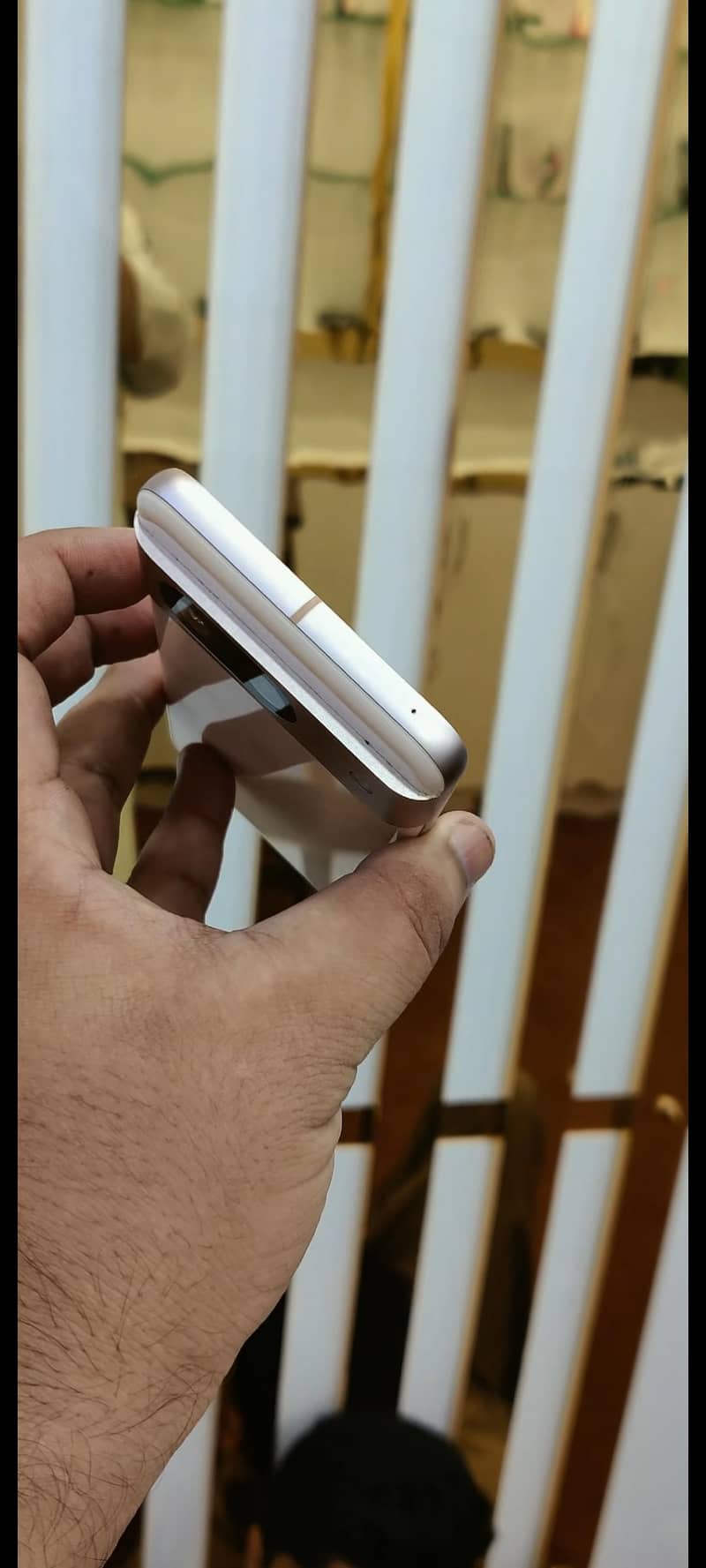 Google pixel 8 4