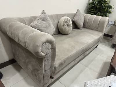 MoltyFoam Velvet Elegance Sofa - Plush Comfort & Modern Style