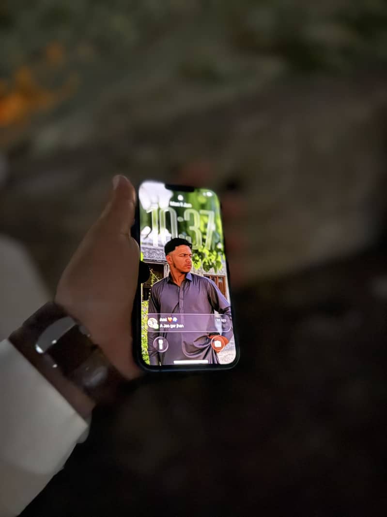 Apple iPhone 13 1