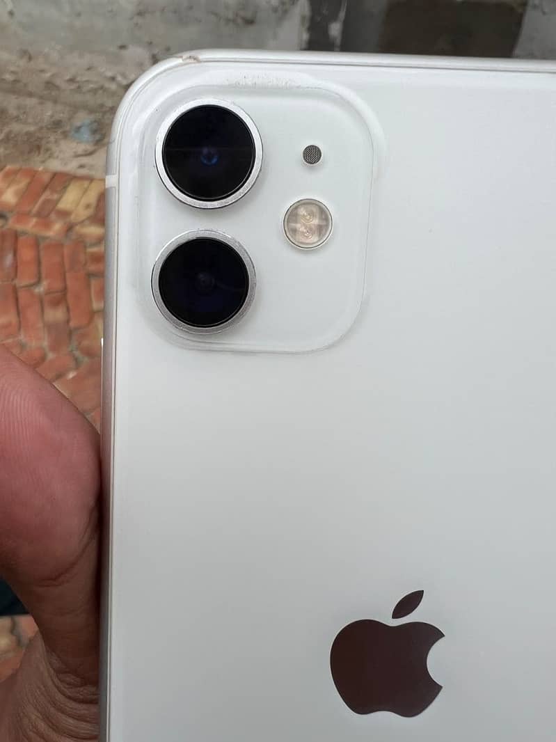Apple iPhone 11 1