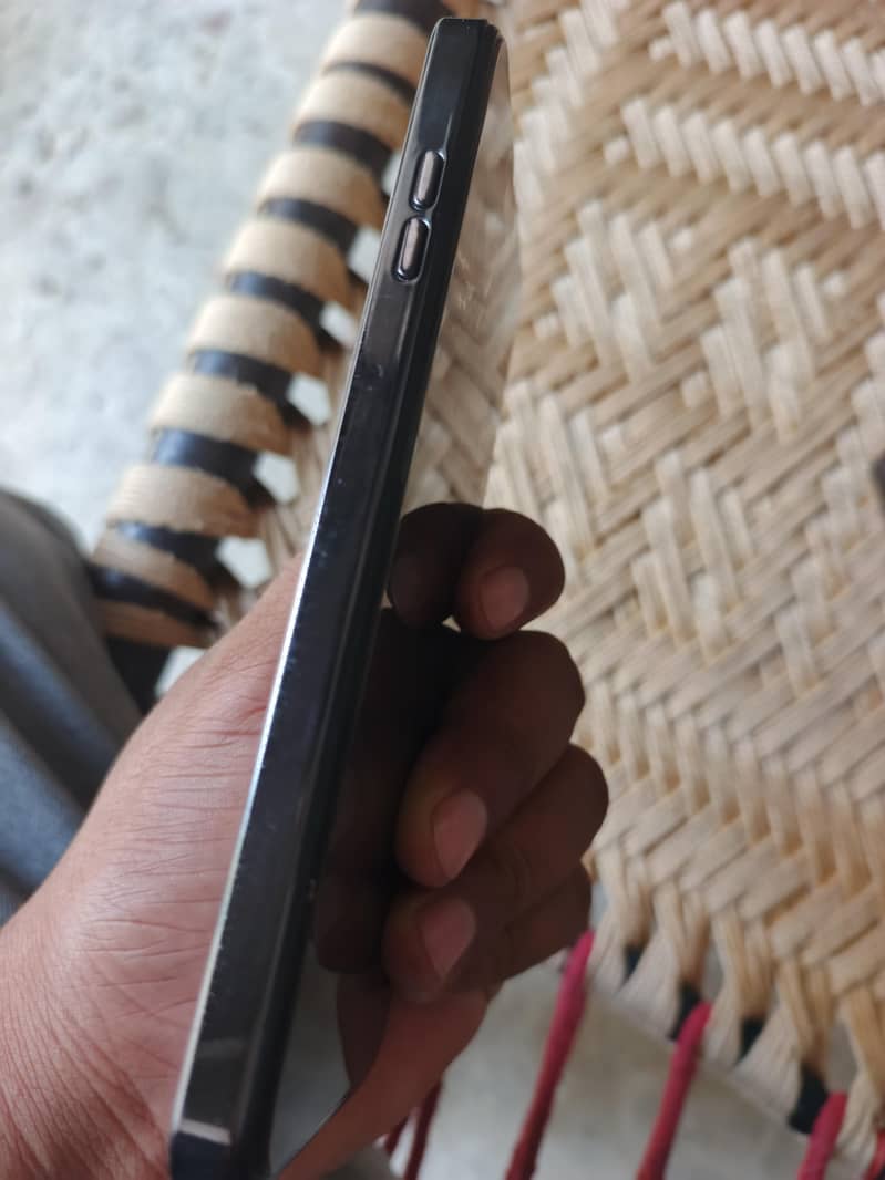 G'Five Note 25 1