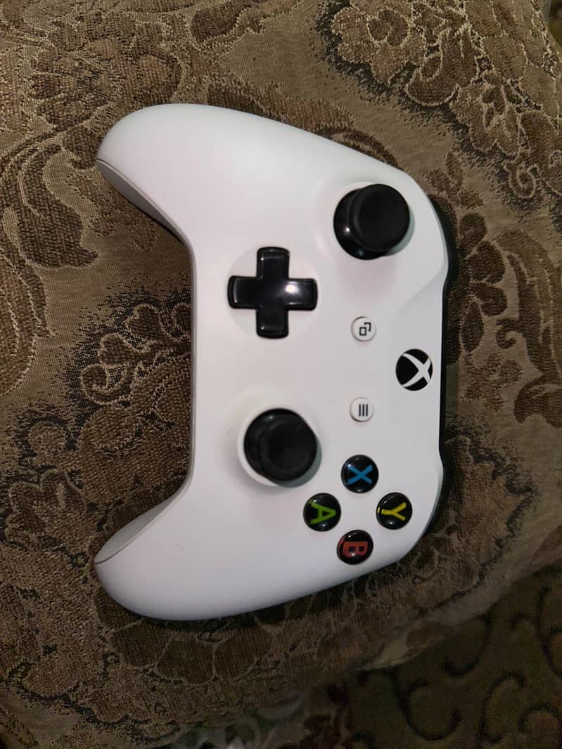 Xbox one controller 2