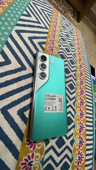 Tecno CAMON 40 Pro