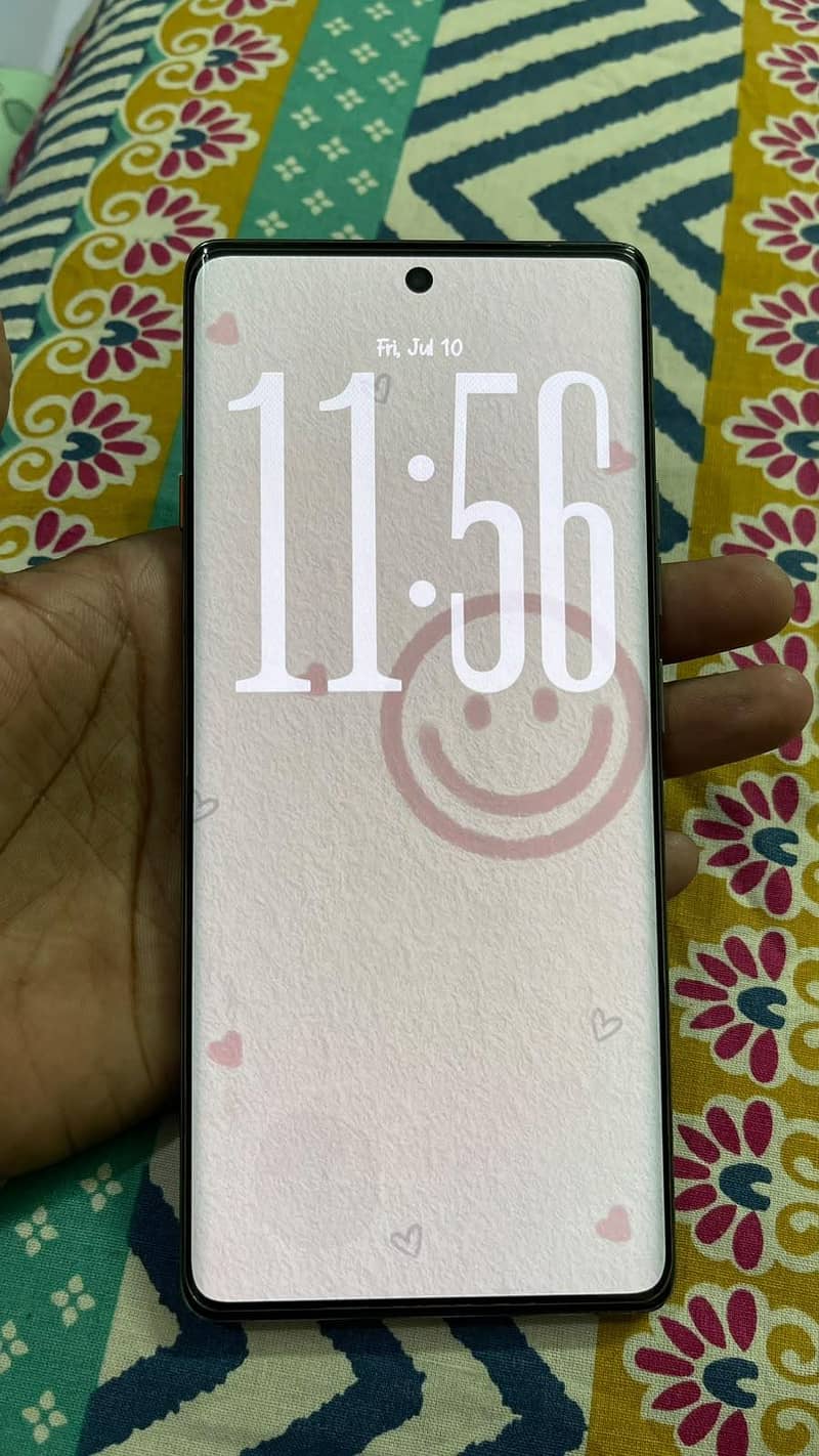 Tecno CAMON 40 Pro 4