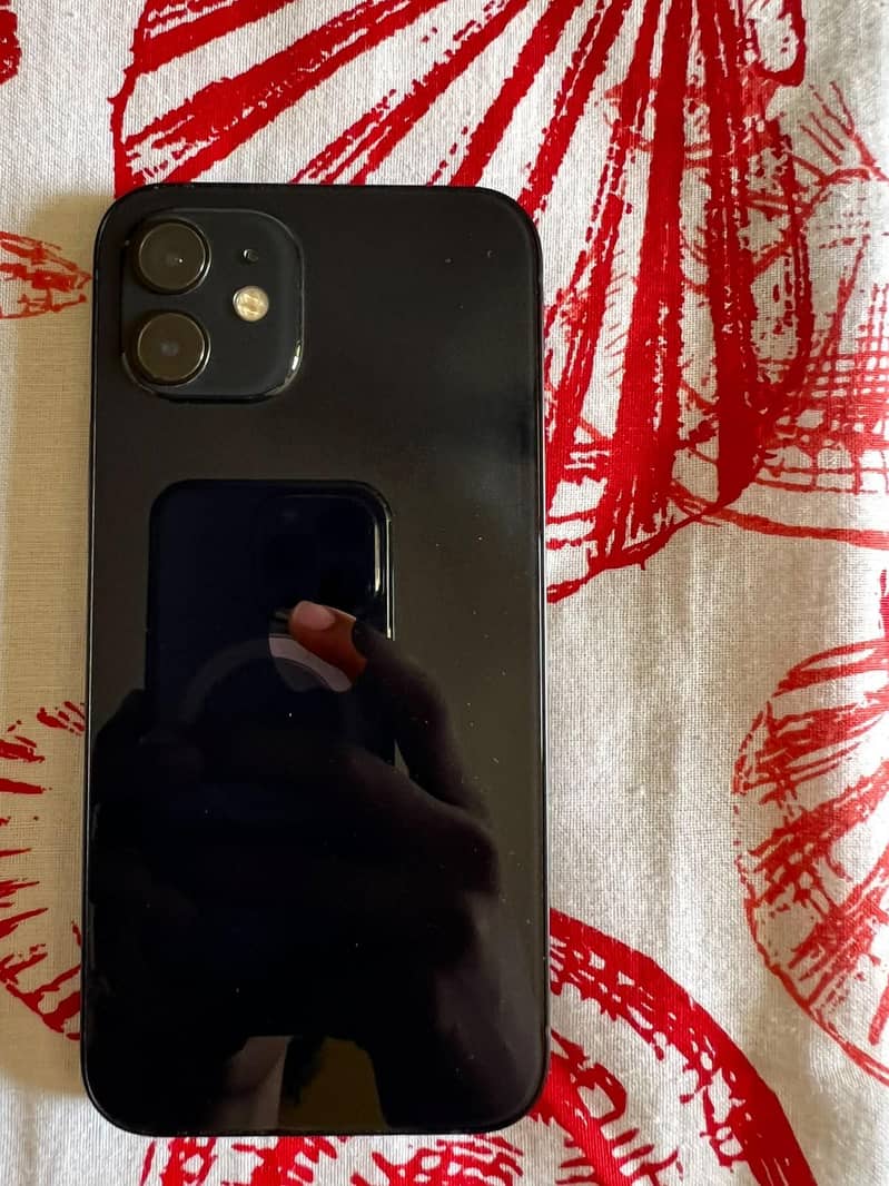 Apple iPhone 12 0