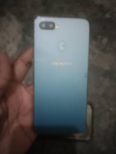 OPPO F9 Pro