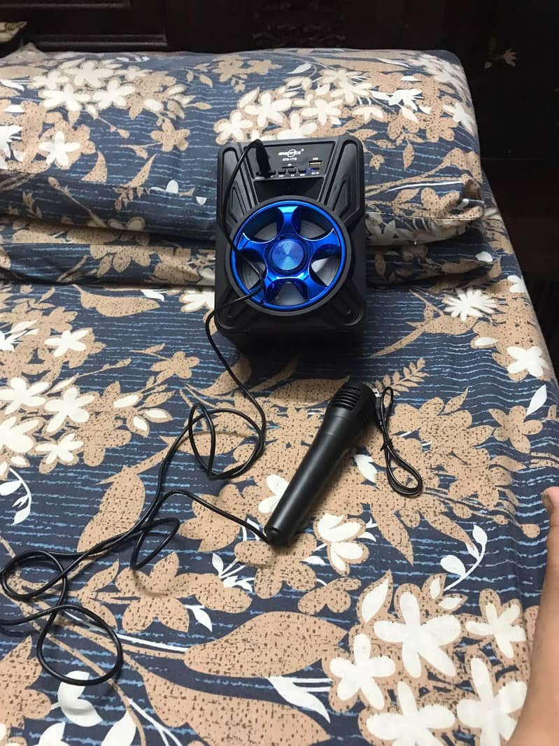 Bluetooth speaker 6