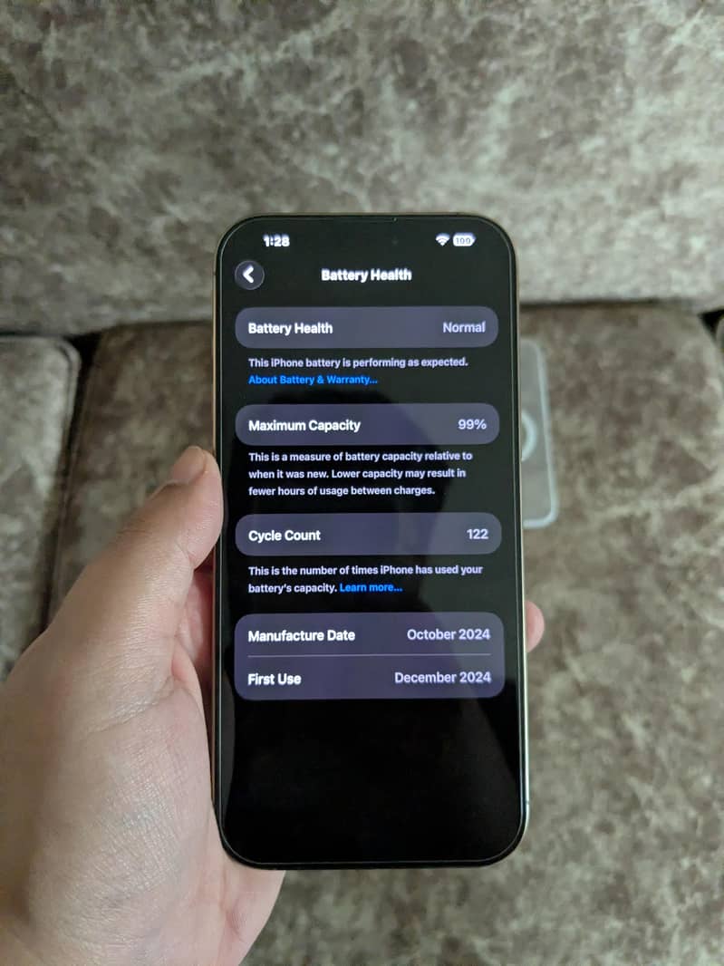 Apple iPhone 16 Pro Max 8