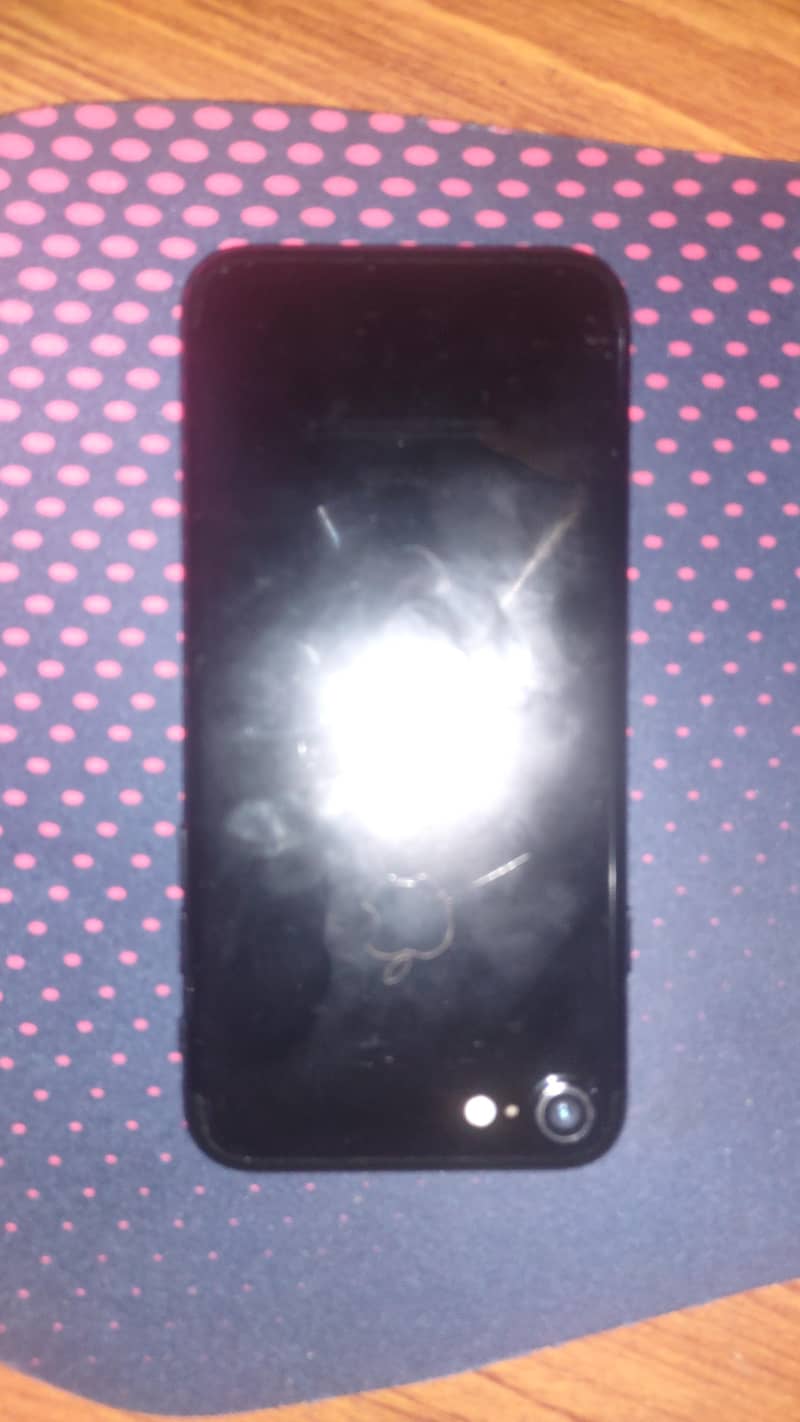 Apple iPhone 7 1