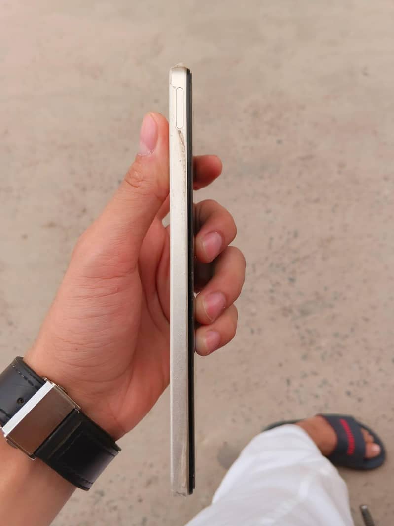 Realme Note70 2