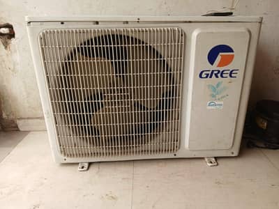 Gree AC Inverter 1.5 Ton Excellent Condition Low Power Consumption