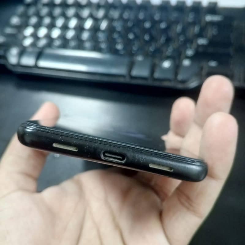 Google Pixel 4a5g 2
