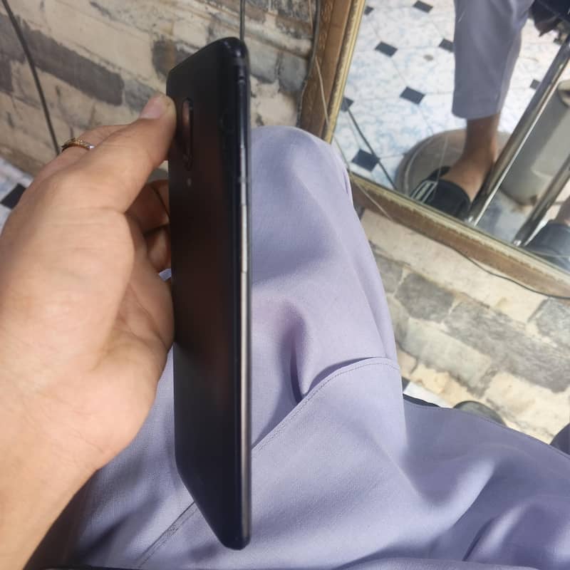 One Plus 6T 1