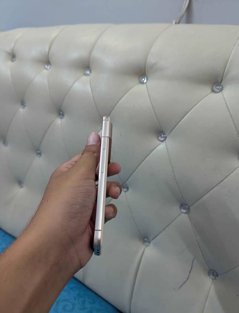 Google pixel 8 3