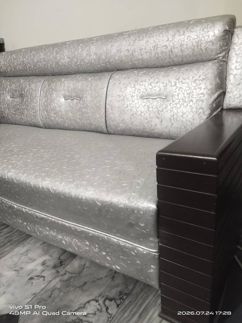 5 Seater sofa for solid wood sofa 3