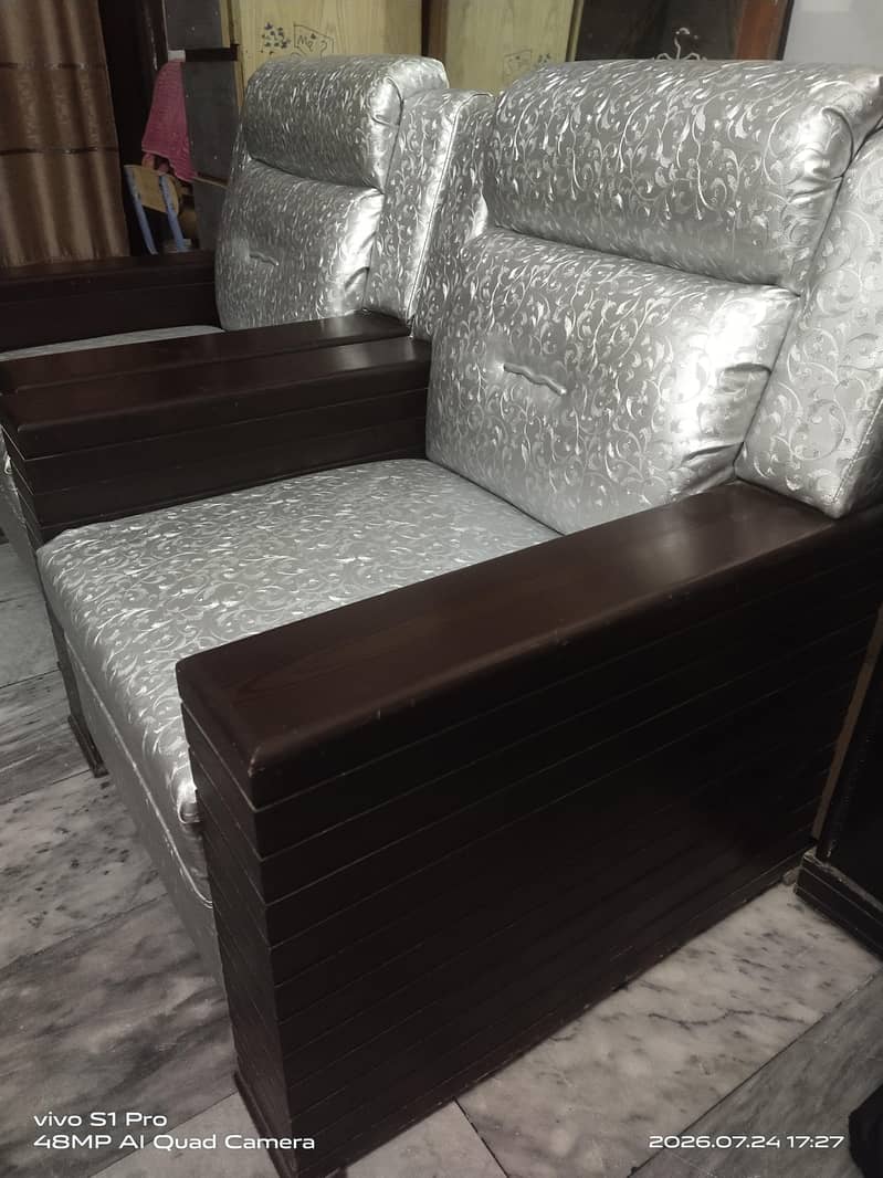 5 Seater sofa for solid wood sofa 8