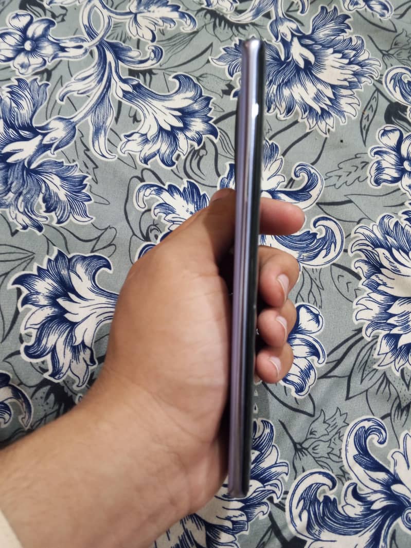 Tecno CAMON 30S 4