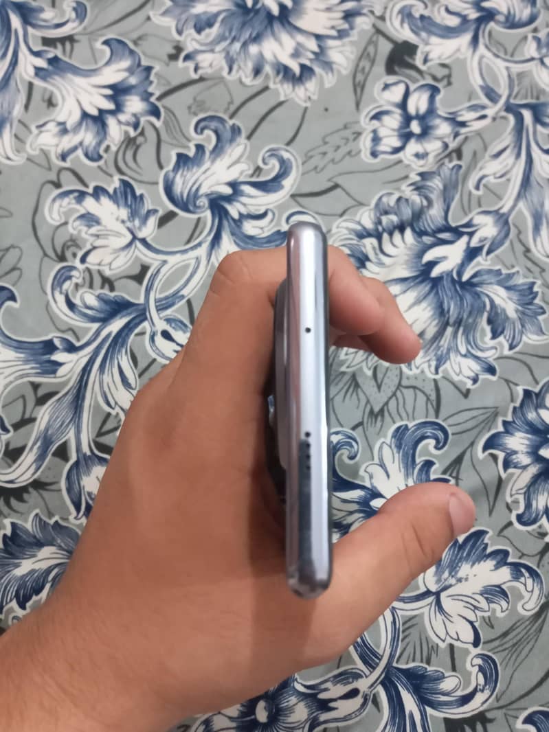Tecno CAMON 30S 5