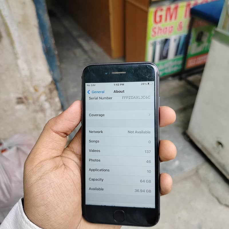 Apple iPhone 8 4