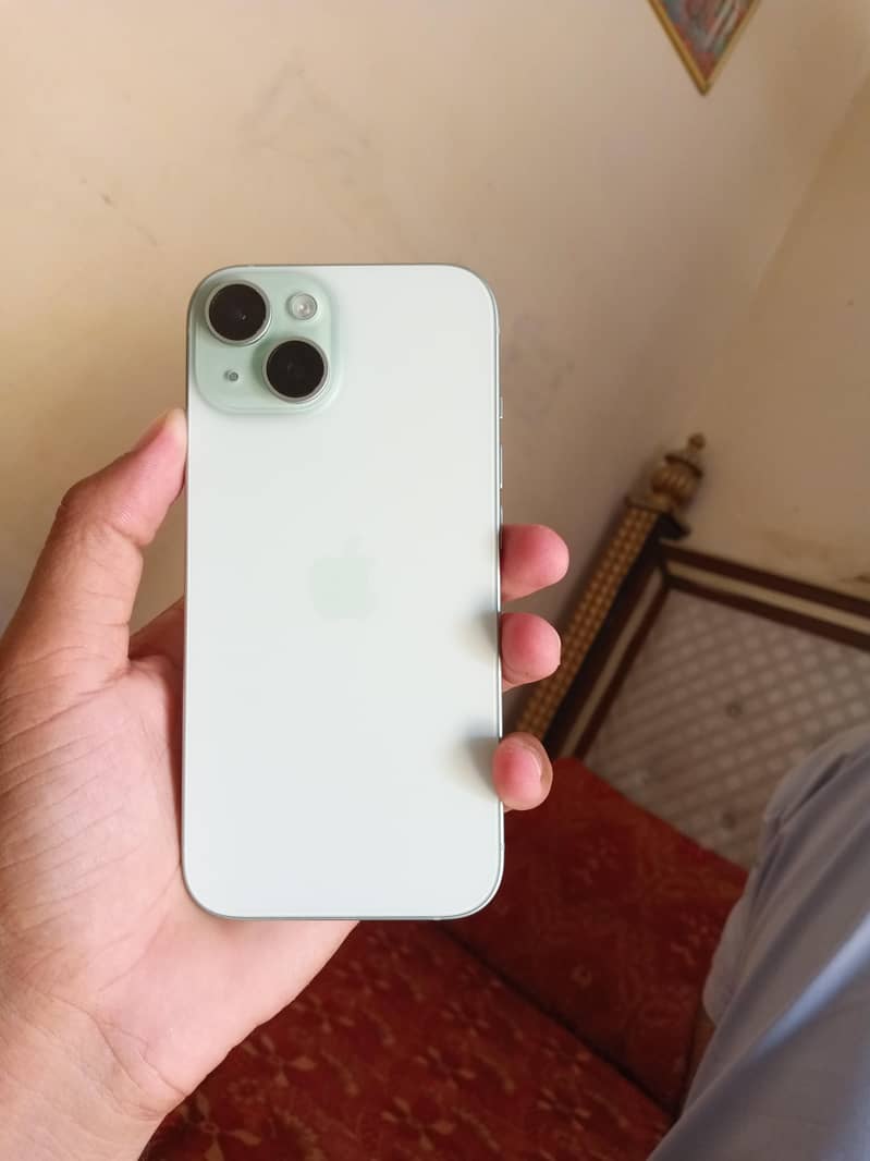 Apple iPhone 15 0