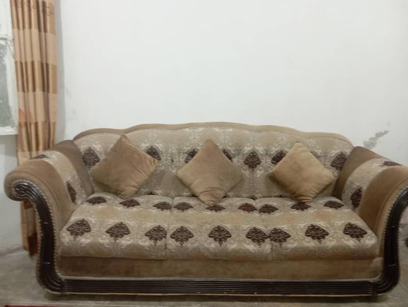 7 seater sofa set available 5