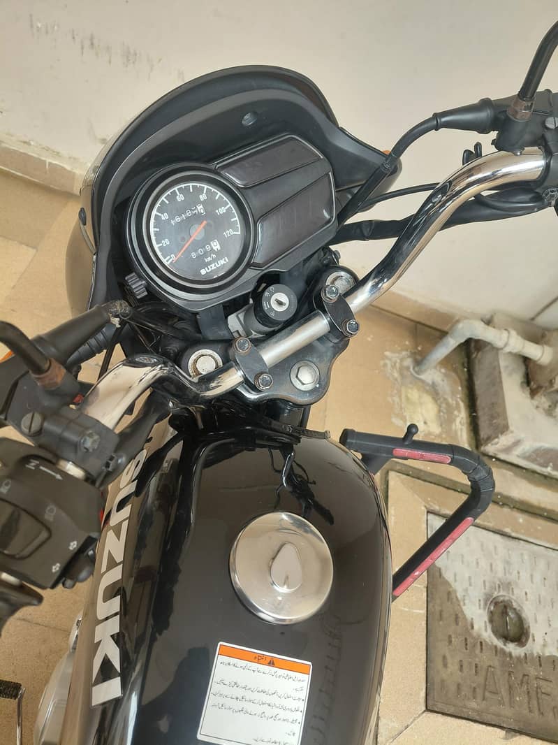 Suzuki GD 110S 2