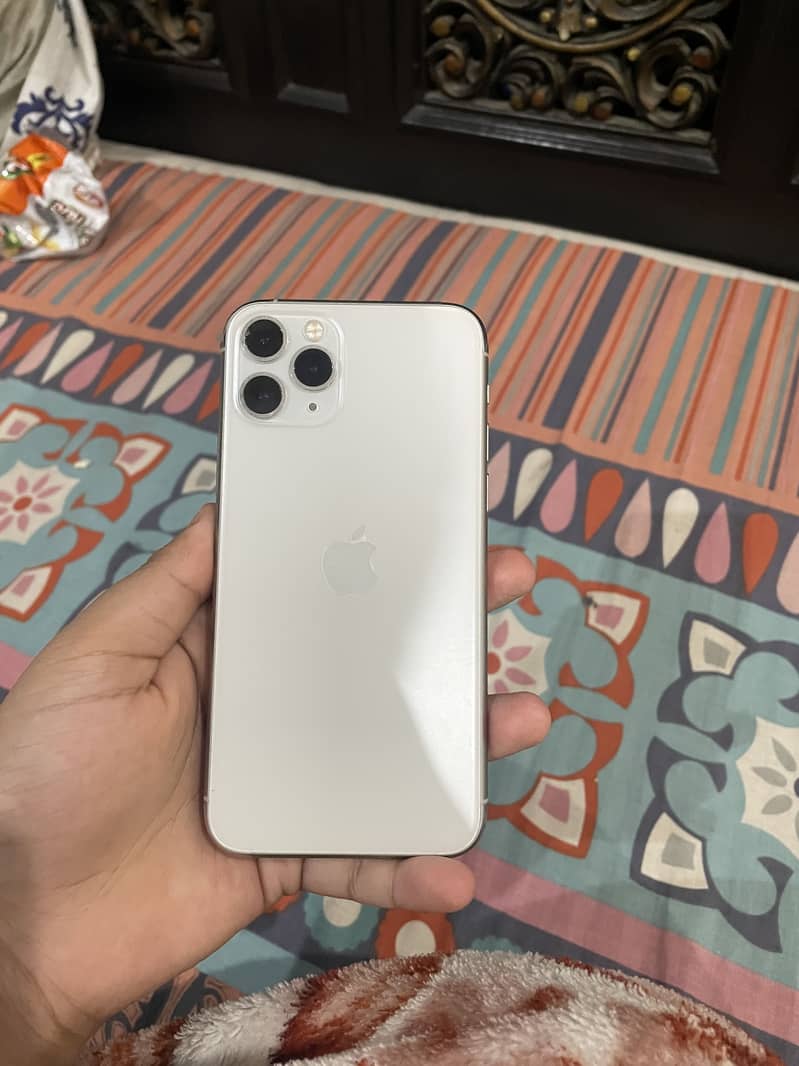 iPhone 11 Pro 0
