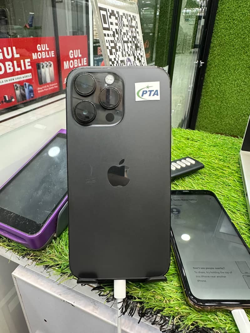 Apple iPhone 14 Pro Max 0