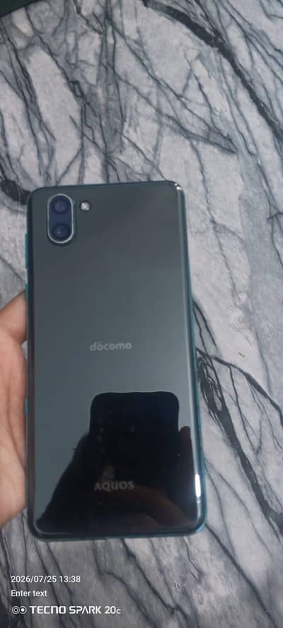 Sharp Aquos R3